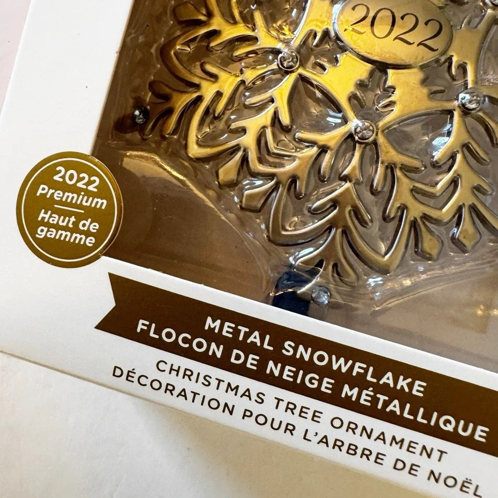 Hallmark 2022 Snowflake Premium Metal Christmas Ornament Holiday Tree Decor NIB